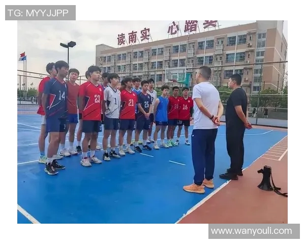 成都排球队的崛起与发展:聚焦排球运动中的力量与团队精神 成都排球队的崛起与发展:聚焦排球运动中的力量与团队精神
