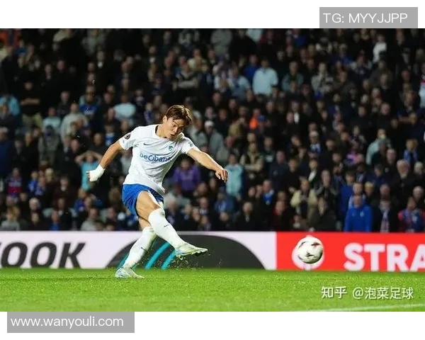 足球明星福尔科的传奇之路与他对足球的无尽热爱