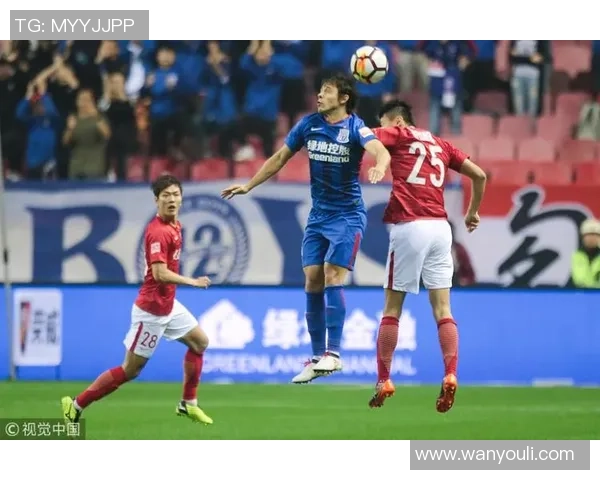 杭州足球队的灵活性揭秘:如何在赛场上展现出色的战术应变能力 杭州足球队的灵活性揭秘:如何在赛场上展现出色的战术应变能力