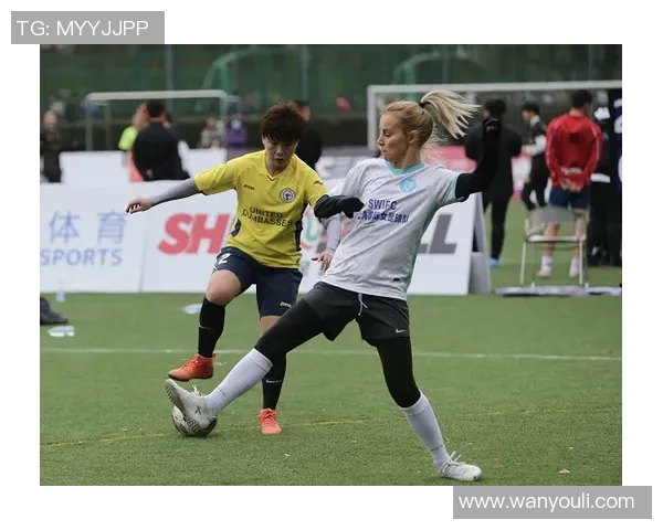 性格温和的足球明星们如何在赛场内外展现友善与团队精神